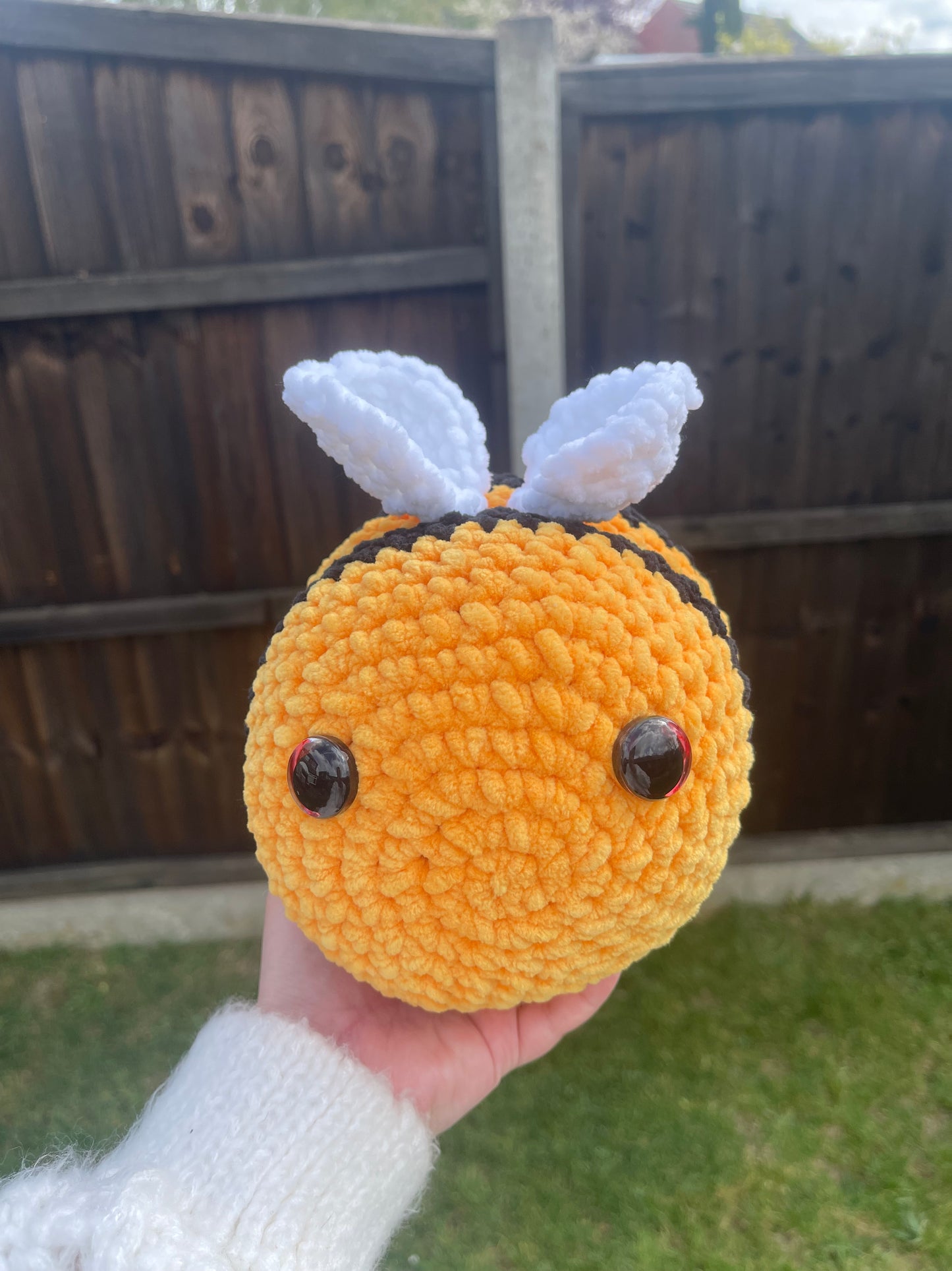 Jumbo Bee
