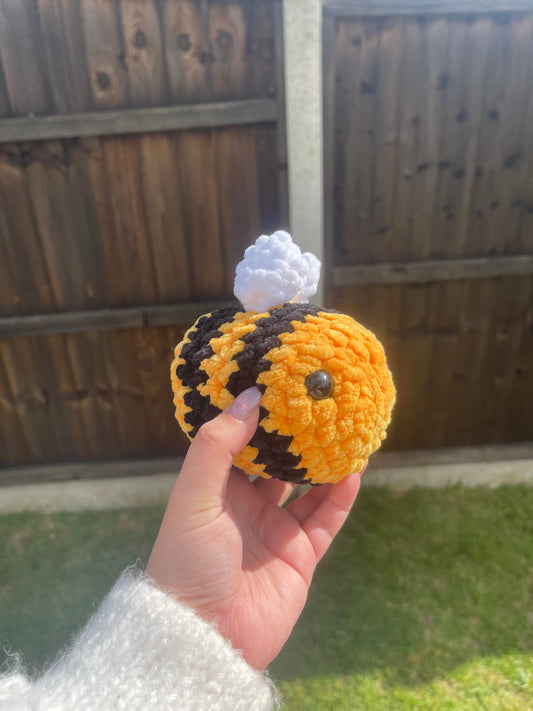 Small Bee